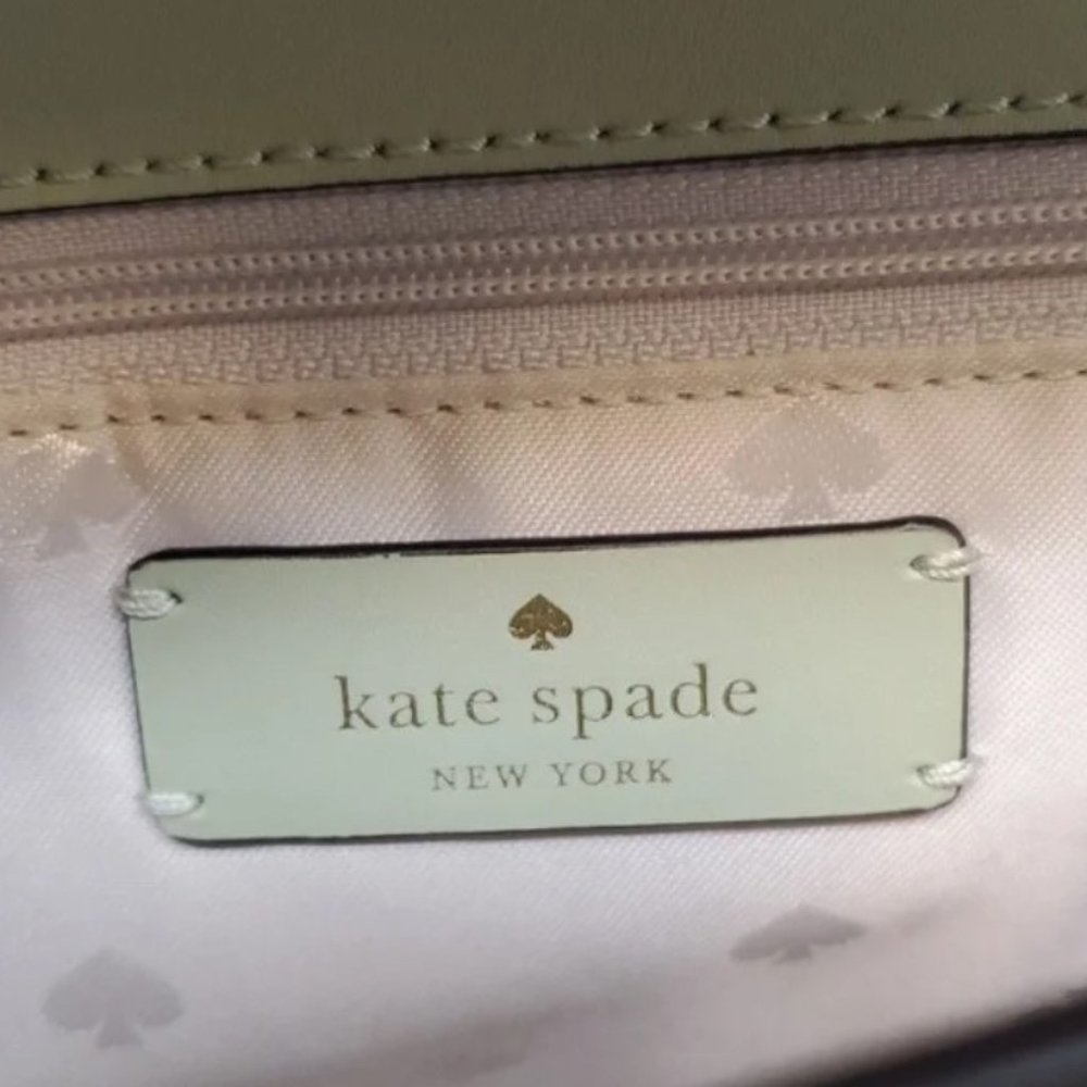 Kate Spade Audrey Flap Crossbody in Sage - Like New! - Picture 6 of 9